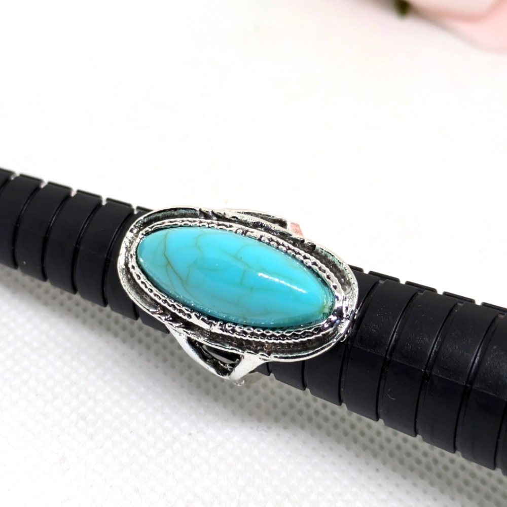 NEW Cocktail Ring Silver Tone Turquoise Blue Resin Cabochon Size 6.5 Fashion